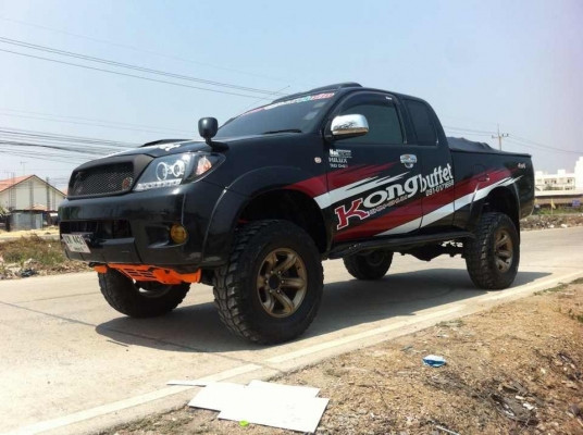 ขาย TOYOTA VIGO PRERUNER 3.0 เครื่องเสียงเต็ม