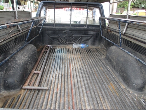 ิิBIG M 2.4 ฝาดำ ปี90 เครื่องดีไม่เยิ้มความรั้อนปรกติคับช่วงล่างโอเค ราคาคุย