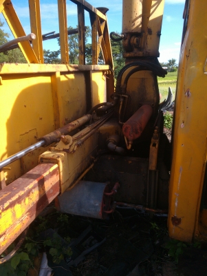 ขายหกล้อติดเครน แยกขายแล้วแต่หัวคีบ 180,000 ยาง9 เครื่องนิสสัน 0895770265 ต่อรองได้ ขายหกล้อติดเครน แยกขายแล้วแต่หัวคีบ 180,000 ยาง9 เครื่องนิสสัน 0895770265 ต่อรองได้