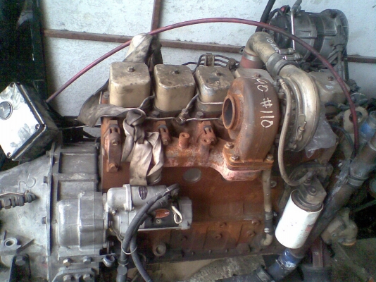 ส่งเครื่อง cummins ขึ้นรถเป็นที่เรียบร้อยแล้วค่ะ 16/8/57