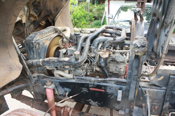 ขายสิบล้อดั๊ม isuzu 240 ปี 2547