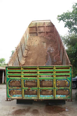 ขายสิบล้อดั๊ม isuzu 240 ปี 2547