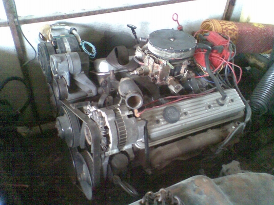 ขายเครื่องพร้อมเกียร์  V8 5.7  ด่วนที่สุด