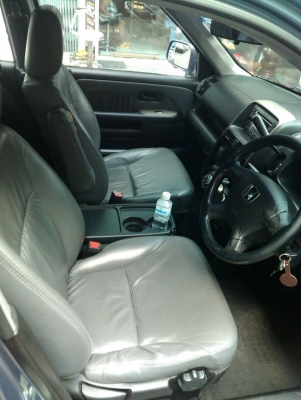 CRV  สวยๆ ประกันชั้น1 มือเดียวป้ายแดง