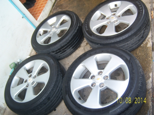 แม็กเชฟขอบ 17 5รู114  พร้อมยาง 215 55 17 ปี 12