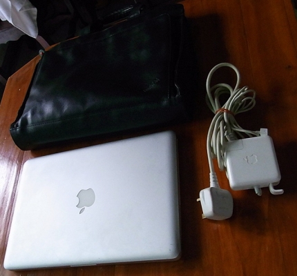 โคราชMacBook alu Unibody 13 12900 การ์ดจอแยก สวย