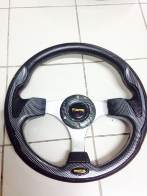 ขายพวงมาลัย momo