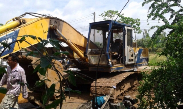 ขายKOBELCO SK907DM1สภาพพร้อมใช้ ราคาต่อรองได้ ติดต่อได้ที่คุณ อ๊อฟ พิจิตร 086-737-9991 ขายKOBELCO SK907DM1สภาพพร้อมใช้ ราคาต่อรองได้ ติดต่อได้ที่คุณ อ๊อฟ พิจิตร 086-737-9991