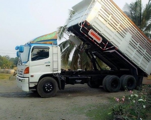 ขายรถบรรทุกสิบล้อดัมพ์ HINO Mega เครื่อง 220 แรง ปลายปี 47 กระบะมิเนียม ทะเบียนพร้อม