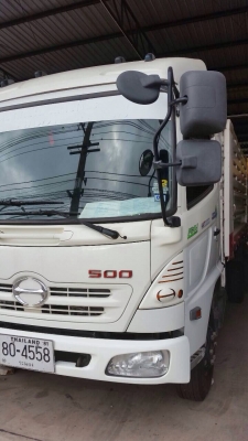 ขายรถบรรทุกหกล้อ Hino S500 FC9J เครื่อง 175 แรง ปี 54 ช่วงยาว 4.30 เมตร ทะเบียนพร้อม