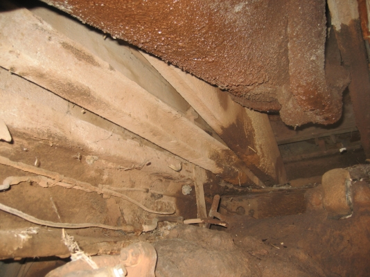 อีชูชุ  ดัมพ์  2 เพลา เกียร์กลาง  เครื่อง 165 แรง  475,000 บาท// ปรับลด 460,000 บาท