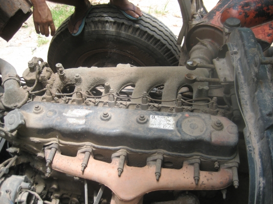 อีชูชุ  ดัมพ์  2 เพลา เกียร์กลาง  เครื่อง 165 แรง  475,000 บาท// ปรับลด 460,000 บาท