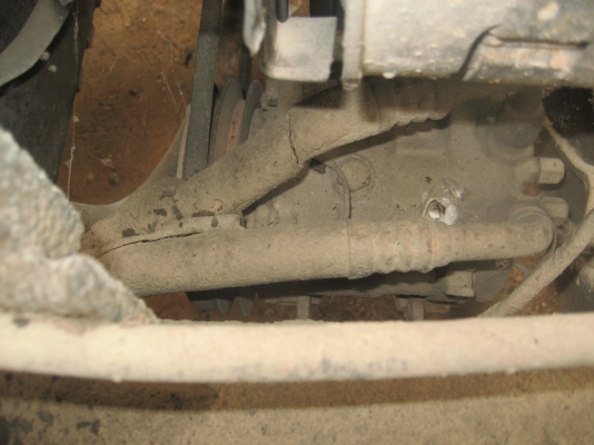 อีชูชุ  ดัมพ์  2 เพลา เกียร์กลาง  เครื่อง 165 แรง  475,000 บาท// ปรับลด 460,000 บาท