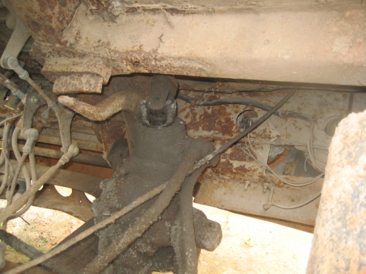 อีชูชุ  ดัมพ์  2 เพลา เกียร์กลาง  เครื่อง 165 แรง  475,000 บาท// ปรับลด 460,000 บาท