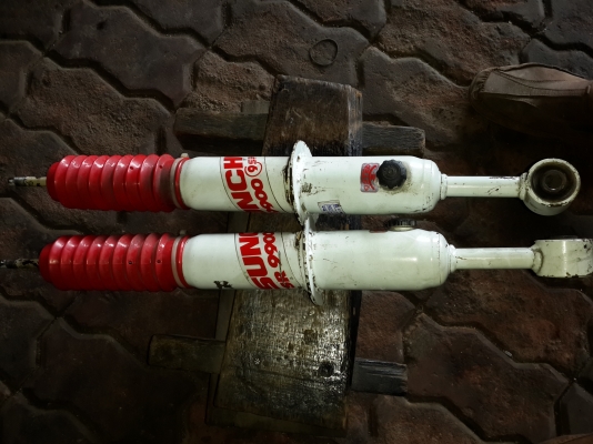 ขายโช๊ค suncho ใส่วีโก้ยกสูง ไม่รั่วไม่ซึม