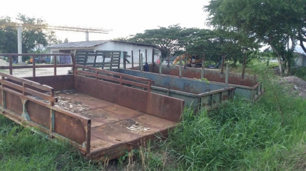 ขายกระบะรถ 6 ล้อใหญ่