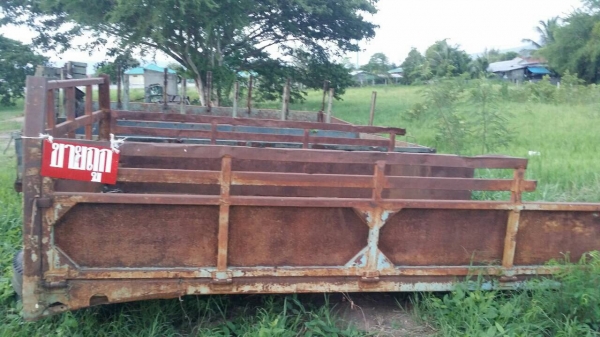 ขายกระบะรถ 6 ล้อใหญ่