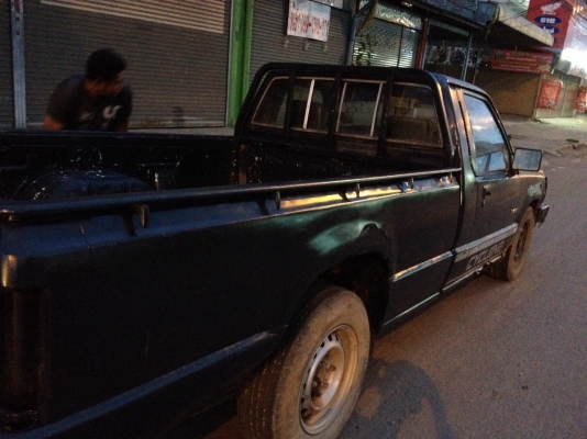 1992 MITSUBISHI,cycron 2.5  โฉม ปี89-94 สีเทา เกียร์ธรรมดา