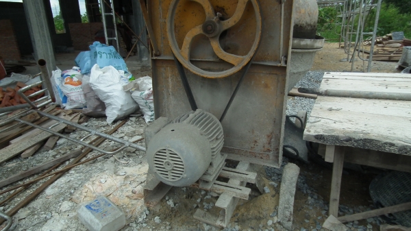 โม่ผสมปูน