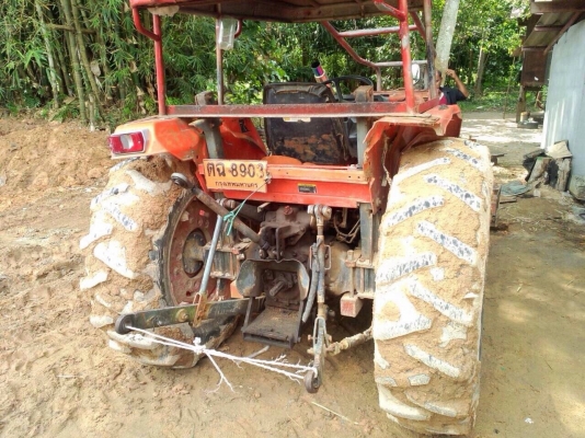 ขายรถไถ KUBOTA M5000SU มีอุปกรณ์ 3 ชิ้น มีดันหน้า จาน 6 จอบหมุน สนใจโทร 081-9701072