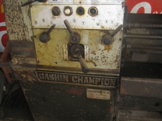 ขายเครื่องกลึง ราคา 190,000 บาท ขายเครื่องกลึง ราคา 190,000 บาท