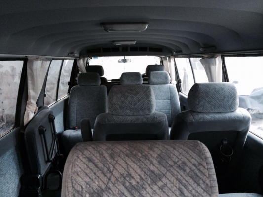 ขายรถตู้ SUPER CUSTOM ช่วงยาว เบนซินโรงงาน สสวยเดิมบาง