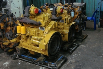 ขายเครื่องปั่นไฟ KOMATSU