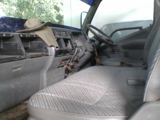 **275,000 บ.ต่อรอง**ขาย6ล้อ 100แรง MITSU CANTER FE444E 4D31-100HP ปี38 วางหัวยูโร(ลงเล่ม) เกียร์สั้น เครื่องเดิมเกียร์เดิม เครื่องดีแน่นดี แรง ไม่เยิ้ม เกียร์ไม่หลุด เข้าง่าย ช่วงล่างเดิม 5น็อต หน้า-หลัง คัสซีดี ไม่ปะไม่ดาม มีบวมซับบน บ้าง กระบะเลสยาว4.30