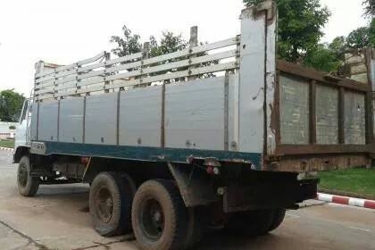 ***ขายแล้วครับขอบคุณ Truck2hand ขาย10ล้อ2เพลาดั้ม HINO FM187LA HO7C-185HP เครื่องเดิมเกียร์เดิม 185แรง เครื่องดีสตาร์ทติดง่าย แรงดี แห้ง เกียร์เดิมไม่หลุด ช่วงล่างเดิมคัสซีดีไม่ปะไม่ดาม สโลวเดิม กระบะดั้มเนียมสภาพดี พื้นดีข้างดี ไม่ผุ ดั้มไม่มียุบ หัวเก๋ง