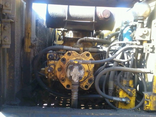 **1,250,000 บ.ต่อรอง**ขายแบคโฮเก่านอก KOBELCO MARK3 SK200 YN-13183 ไฟฟ้าเต็ม เครื่องเดิมปั้มเดิม แอร์เย็น เก่านอก 15เดือน เครื่องMITSU 6D31-135 6สูบ แน่นๆ แรงๆ ไม่เยิ้ม ปั้มเดิม K3V แรงดี ทำงานดีไม่มีโหลด บูมอาร์มสวยไม่ปะไม่ดาม เอวแน่น ไม่แตกไม่ร้าว บุ้งก