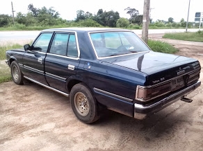 TOYOTA CROWN ; วางเครืองนิสสัน6สูบดีเชลล์ ได้มาจากเบนช์ แรงมากประหยัดถายในสอาด รถขับได้ปกติ ภาษี58 แอร์มี รถไม่ผุครับขายถูกๆ ให้จบไวๆราคานี้หาไม่ได้แล้วครับ พ่อค้าตัดไปก่อนที่เชียนรถคลาสสิคจะมาเจอ