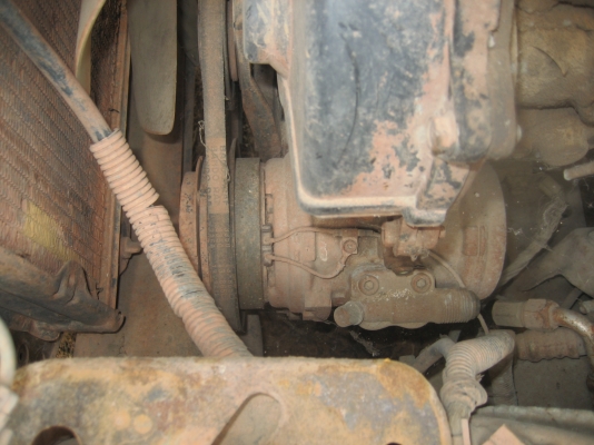 ขายซาก  มิตชู   ไม่มีทะเบียน    ราคา 35,000 บาท//โอนมัดจำแล้วครับ  10,000  บาท  จาก  กทม.