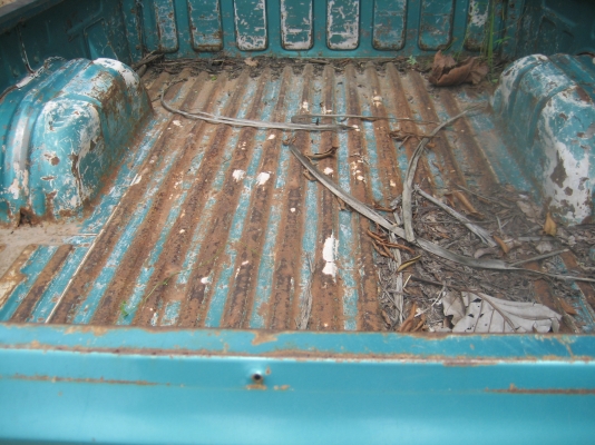 ขายซาก  มิตชู   ไม่มีทะเบียน    ราคา 35,000 บาท//โอนมัดจำแล้วครับ  10,000  บาท  จาก  กทม.