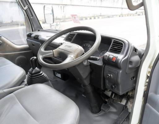 ISUZU 6 ล้อ NKR 130 แรงม้า ปี50