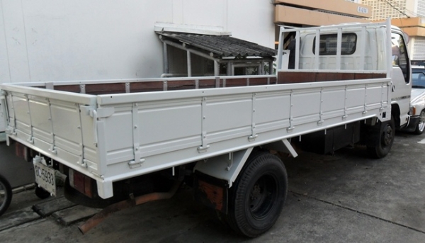 ISUZU 6 ล้อ NKR 130 แรงม้า ปี50