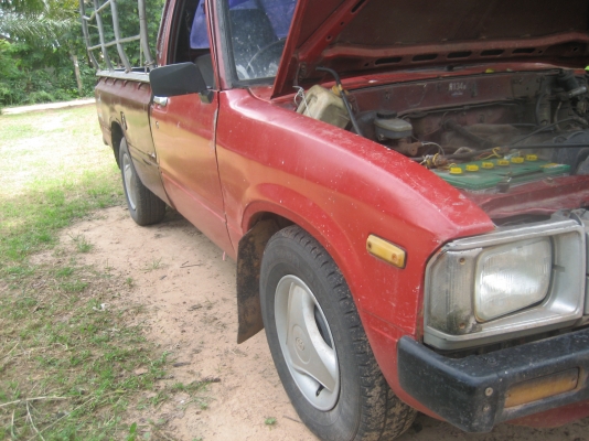 ขายซาก โตโยต้า  ตามภาพ  ราคา 35,000  บาท