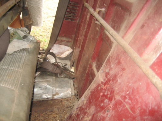 ขายซาก โตโยต้า  ตามภาพ  ราคา 35,000  บาท