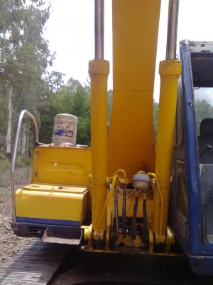 KOBELCO-SK120-/// สภาพสวยพร้อมใช้ เครื่องแน่น ปั้มดี ทำงานเร็วครับ KOBELCO-SK120-/// สภาพสวยพร้อมใช้ เครื่องแน่น ปั้มดี ทำงานเร็วครับ