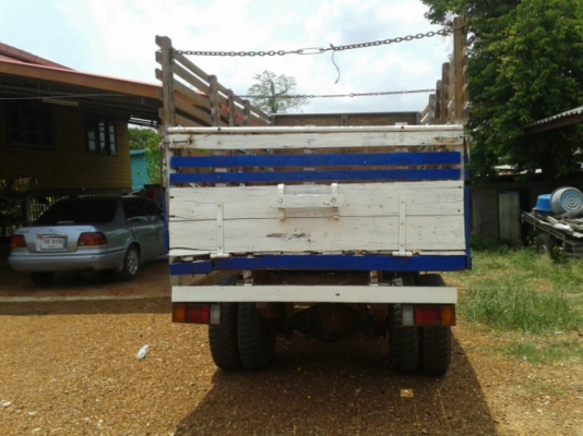 ต้องการขายรถหกล้อ ต้องการขายรถหกล้อ