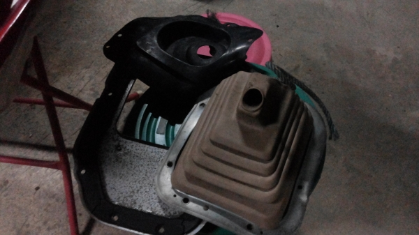 ชุดยางหุ้มคันเกียนิลสันฟรอนเทียแท้