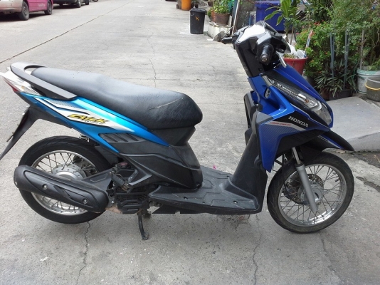 click I ปี 53 รถสวย เครื่องเดิมๆ ชุดสีสดๆ มีเล่ม เอกสารครบ click I ปี 53 รถสวย เครื่องเดิมๆ ชุดสีสดๆ มีเล่ม เอกสารครบ