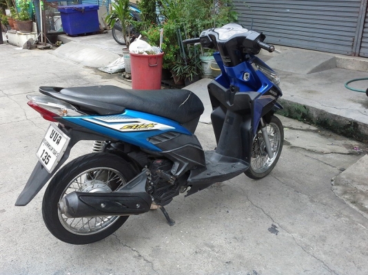 click I ปี 53 รถสวย เครื่องเดิมๆ ชุดสีสดๆ มีเล่ม เอกสารครบ click I ปี 53 รถสวย เครื่องเดิมๆ ชุดสีสดๆ มีเล่ม เอกสารครบ