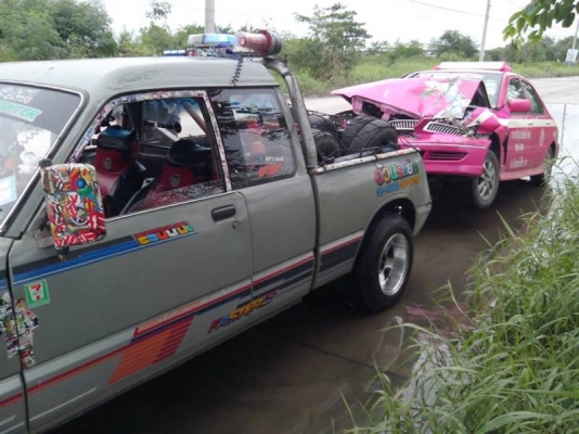 bอ้วนรถยกอยู่บางนาตราดบริการ24ชมดึงรถตกข้างทางคูน้ำ รถยก รถลาก รถสไลท์เราช่วยท่านได้b bอ้วนรถยกอยู่บางนาตราดบริการ24ชมดึงรถตกข้างทางคูน้ำ รถยก รถลาก รถสไลท์เราช่วยท่านได้b