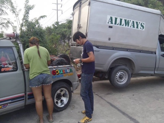 bอ้วนรถยกอยู่บางนาตราดบริการ24ชมดึงรถตกข้างทางคูน้ำ รถยก รถลาก รถสไลท์เราช่วยท่านได้b bอ้วนรถยกอยู่บางนาตราดบริการ24ชมดึงรถตกข้างทางคูน้ำ รถยก รถลาก รถสไลท์เราช่วยท่านได้b