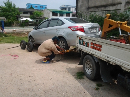 bอ้วนรถยกอยู่บางนาตราดบริการ24ชมดึงรถตกข้างทางคูน้ำ รถยก รถลาก รถสไลท์เราช่วยท่านได้b bอ้วนรถยกอยู่บางนาตราดบริการ24ชมดึงรถตกข้างทางคูน้ำ รถยก รถลาก รถสไลท์เราช่วยท่านได้b