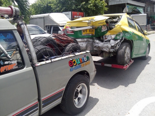 bอ้วนรถยกอยู่บางนาตราดบริการ24ชมดึงรถตกข้างทางคูน้ำ รถยก รถลาก รถสไลท์เราช่วยท่านได้b bอ้วนรถยกอยู่บางนาตราดบริการ24ชมดึงรถตกข้างทางคูน้ำ รถยก รถลาก รถสไลท์เราช่วยท่านได้b