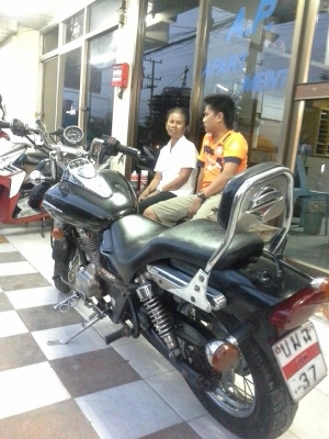 ขายถูกมากๆ Kawasaki Boss 175 รถบ้าน ขับดี เล่มทะเบียนพร้อม ขายตามสภาพ ขายถูกมากๆ Kawasaki Boss 175 รถบ้าน ขับดี เล่มทะเบียนพร้อม ขายตามสภาพ