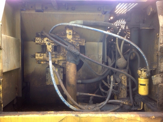 ขายแบคโฮ  CAT 320 V2  เจ้าของต้องการขายด่วน