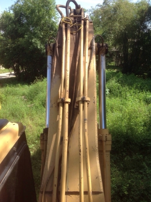 ขายแบคโฮ  CAT 320 V2  เจ้าของต้องการขายด่วน