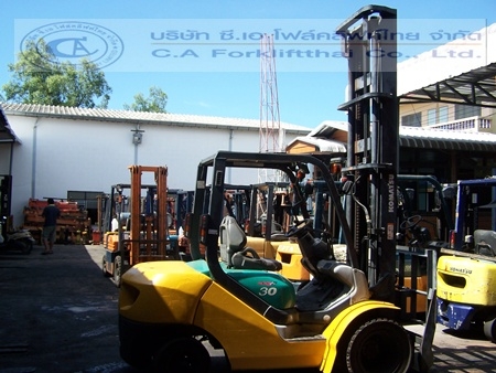 ขาย รถโฟล์คลิฟท์ KOMATSU รุ่น FD30T-16